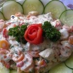 yogurtlu mantar salatasi tarifi