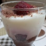 cilekli biskuvili muhallebi